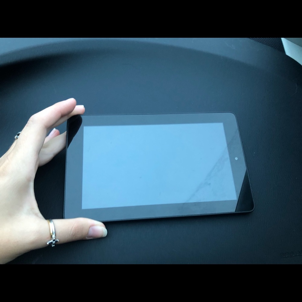 Amazon Fire and case - Picture 5 of 7